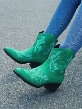 Women's Chic Emerald Green Faux Leather Embroidery Totem Mid Chunky Heel Western Ankle Boots Pointed Toe Mid-Block Heel Cowboy/Cowgirl Short Boots for Spring/Fall/Winter, Stylish Daily Dressy Boots