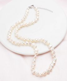 Natural Freshwater Pearl Necklace