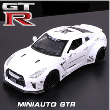 NISSAN GTR Car Metal Toy