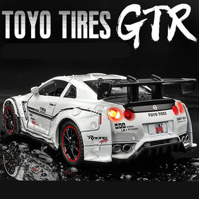 NISSAN GTR Car Metal Toy