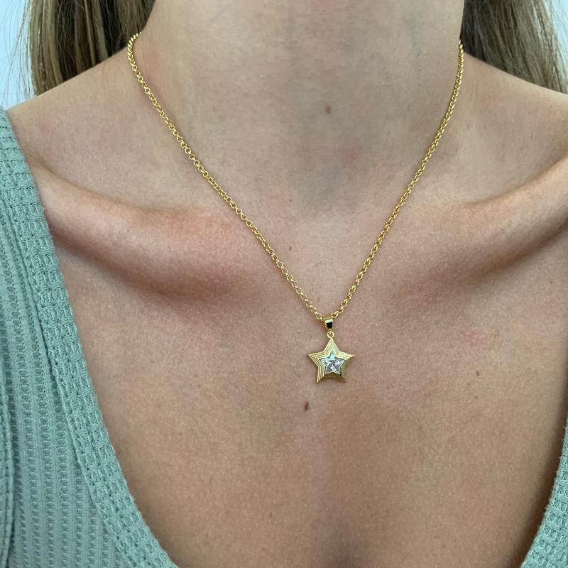 Delicate Clavicle Stars Necklace