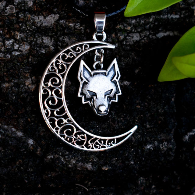 Wolf Head Necklace Pendant