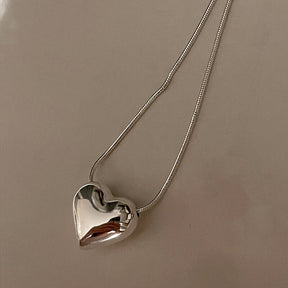 Metal Love Heart Pendant Necklace